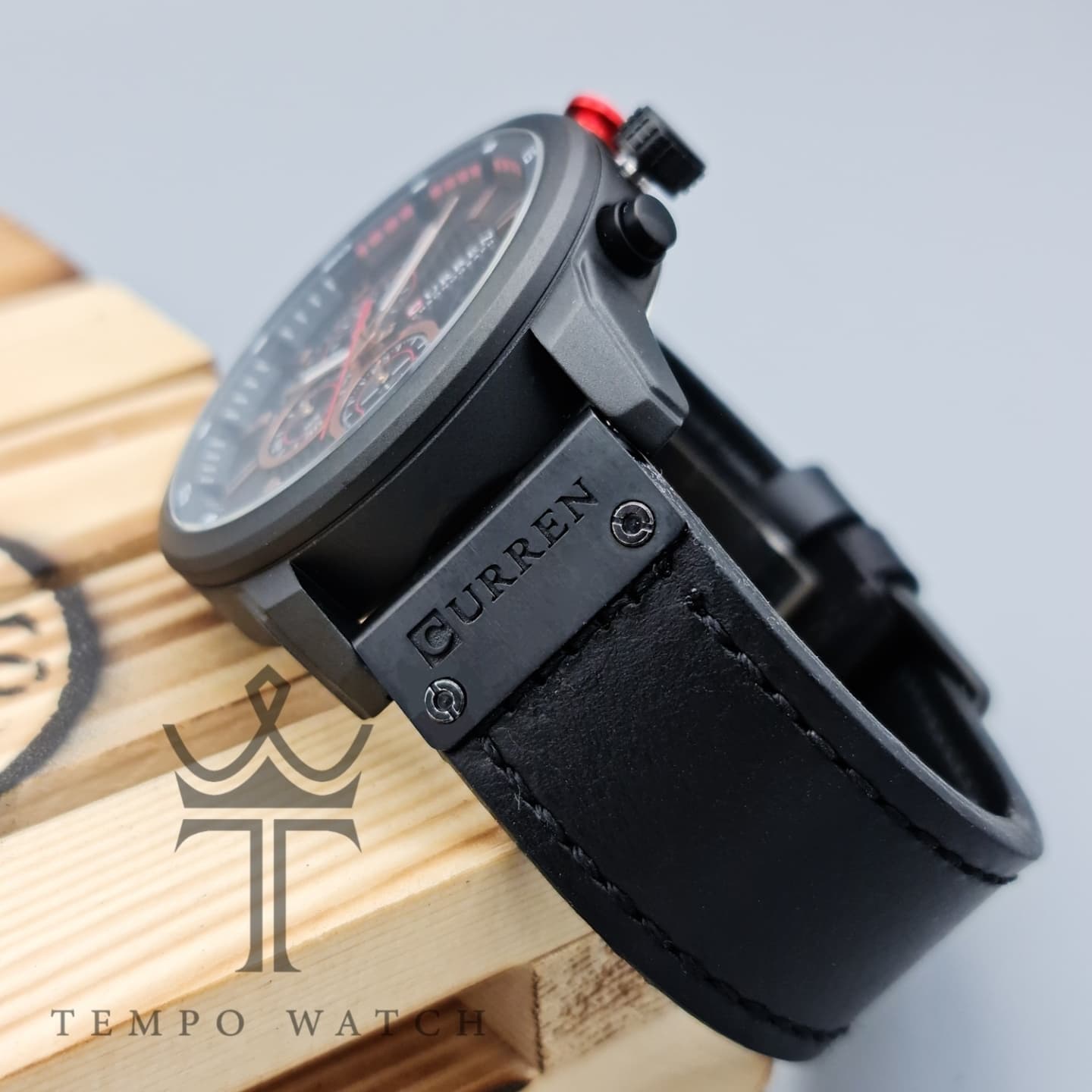 پلاک روی بند ساعت مچی مردانه کورن CURREN مدل M8291 مشکی پلاک روی بند ساعت مچی مردانه کورن CURREN مدل M8291 مشکی