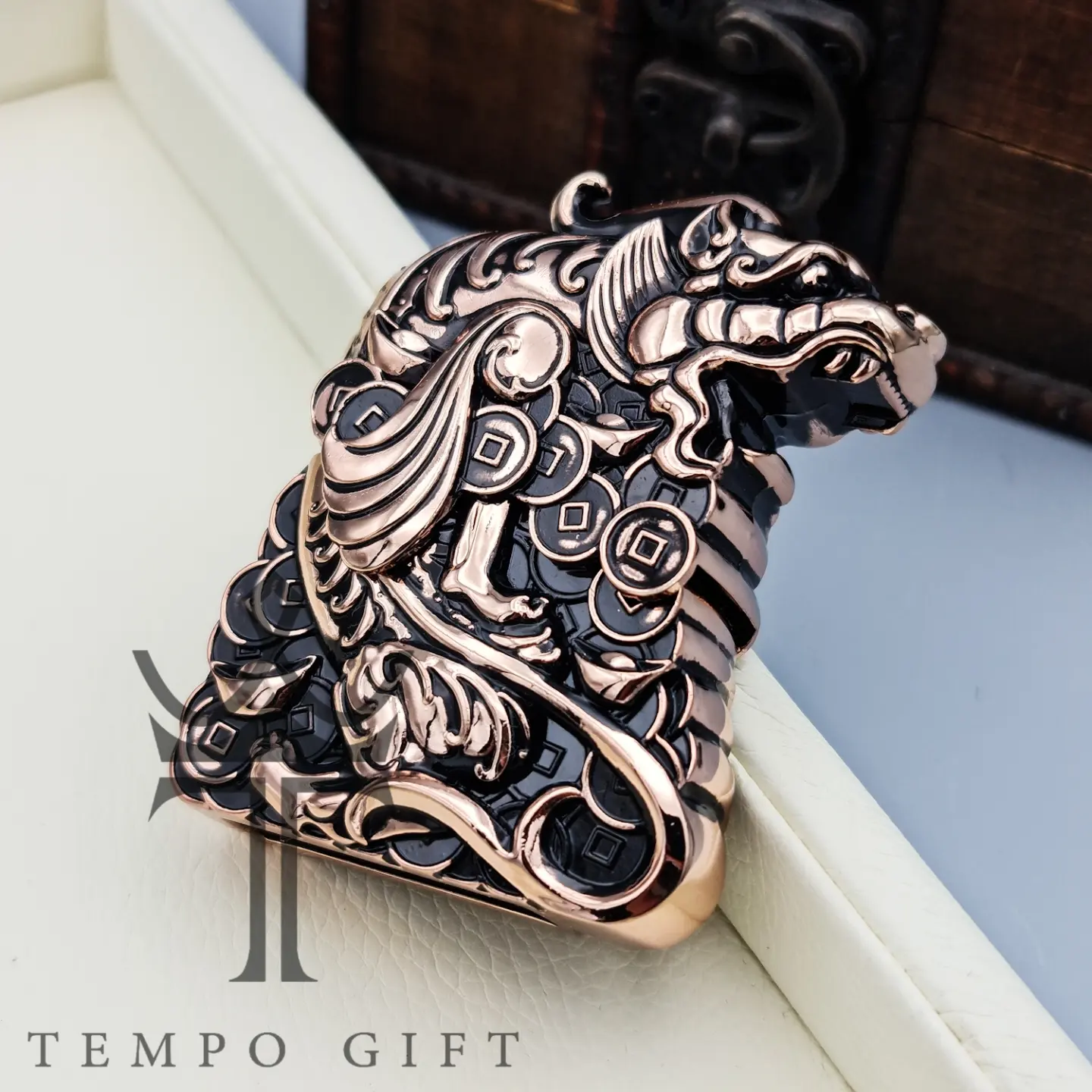 تصویر اول فندک بنزینی اورجینال زورو ZORRO مدل 1 تصویر اول فندک بنزینی اورجینال زورو ZORRO مدل 1