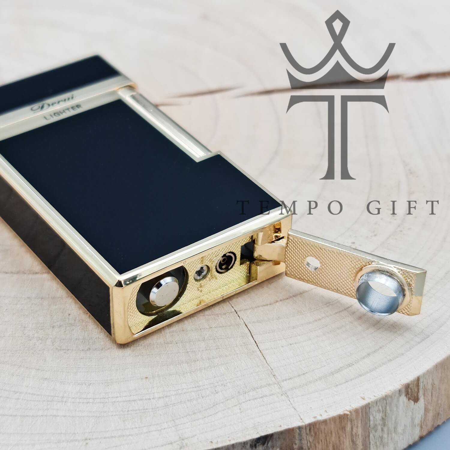 PSX_20230211_221043 زیر فندک بنزینی اورجینال Derui کد 1