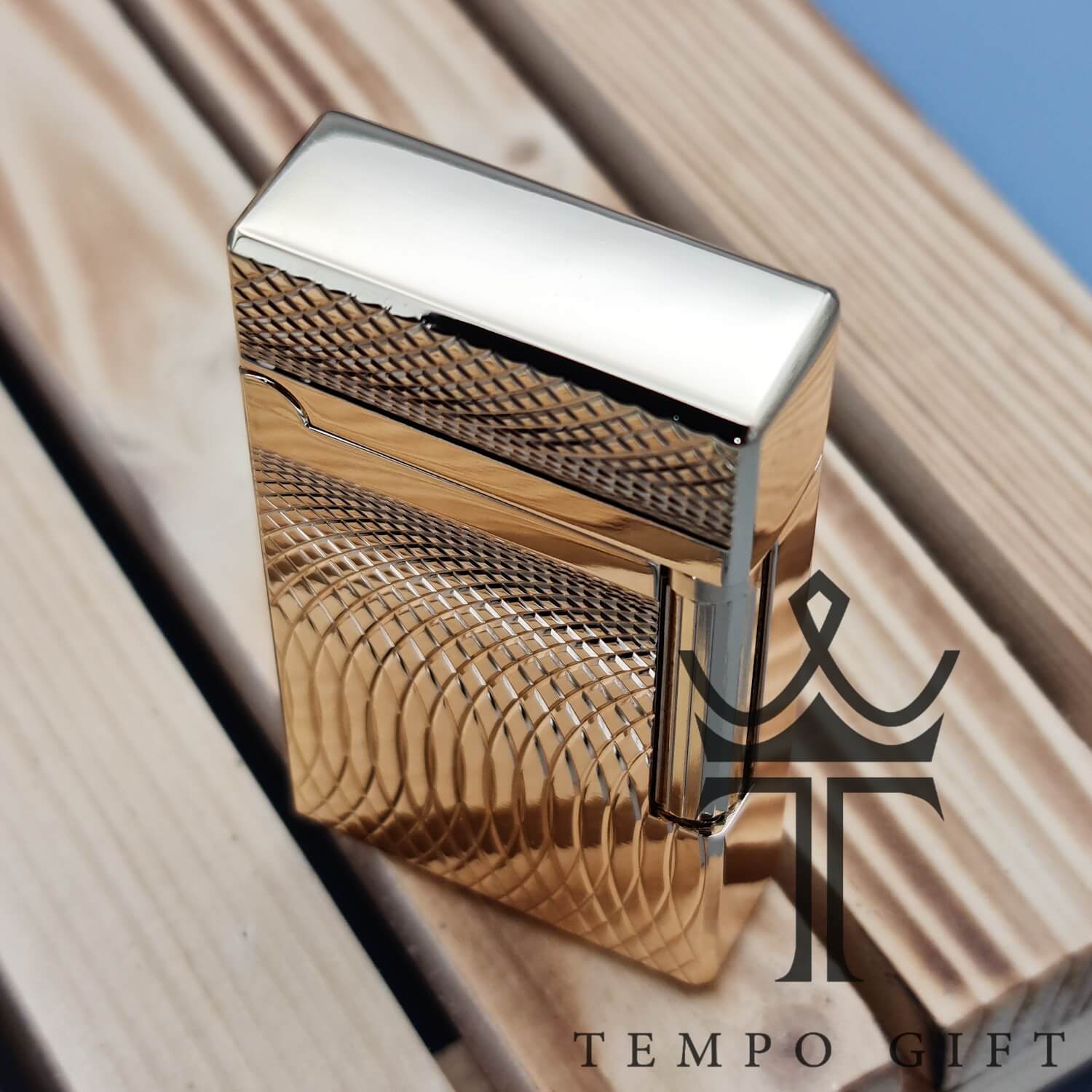 PSX_20230224_215633 ظاهر لوکس فندک دروی Derui گازی طلایی