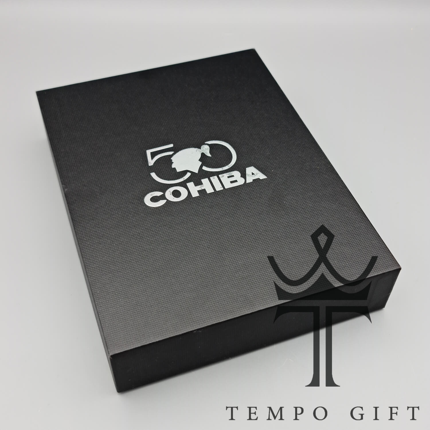 PSX_20230429_184302 جعبه ست زیر سیگاری و فندک کوهیبا COHIBA