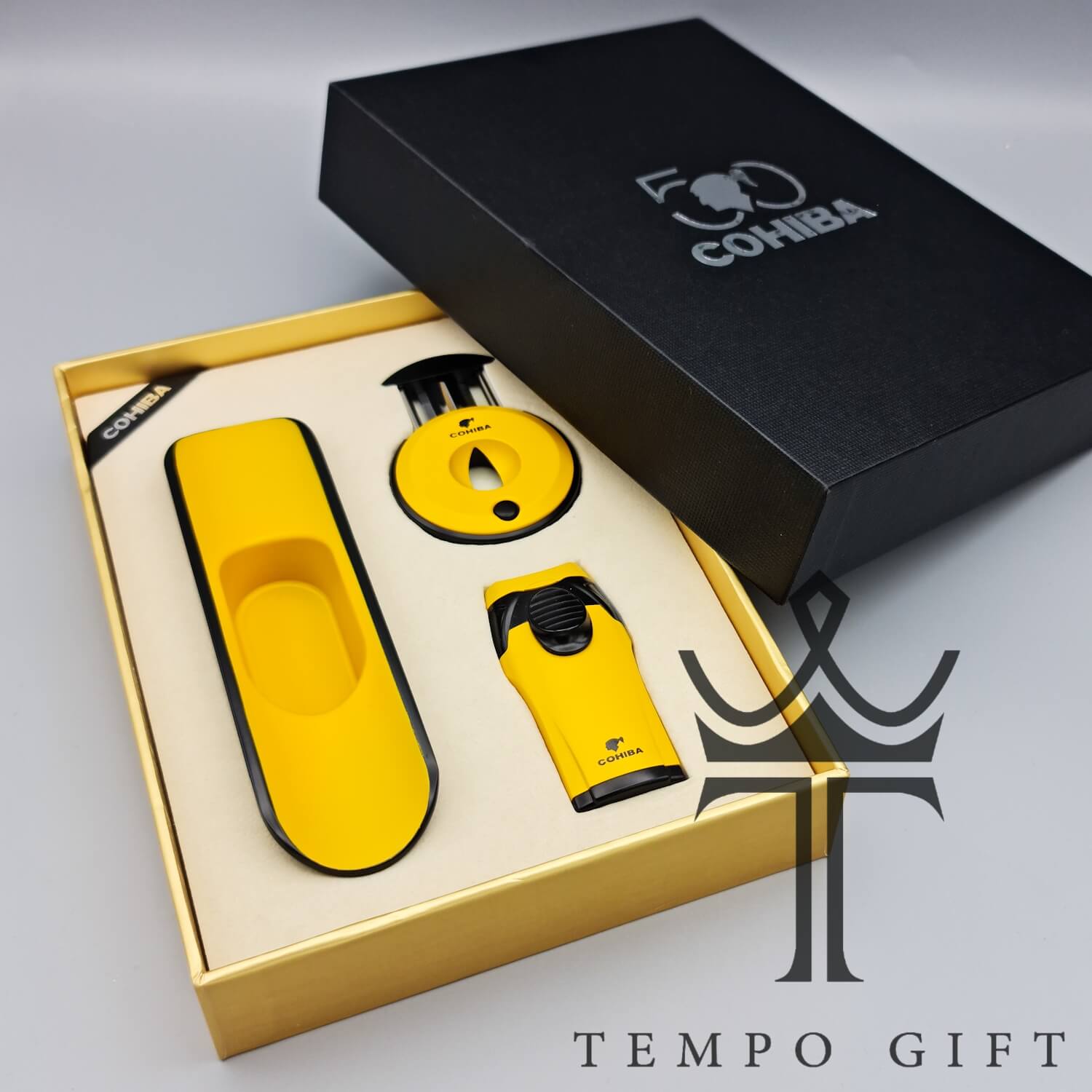 PSX_20230429_184338 ست زیر سیگاری و فندک کوهیبا