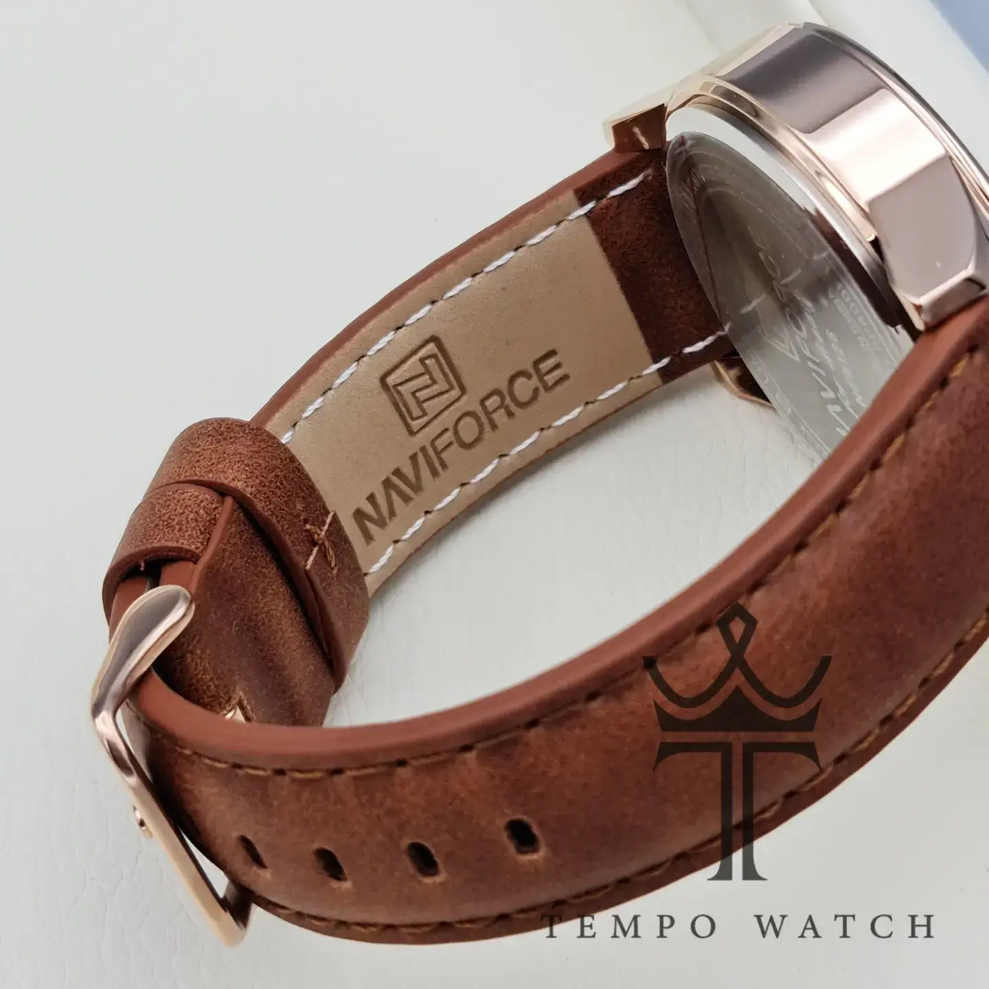 بند ساعت مچی مردانه نیویفورس Naviforce NF9126 قهوه ای بند ساعت مچی مردانه نیویفورس Naviforce NF9126 قهوه ای