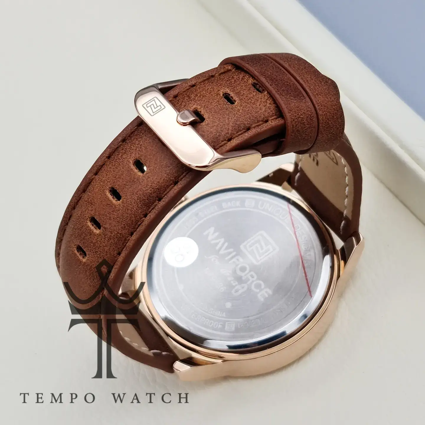 قفل ساعت مچی مردانه نیویفورس Naviforce NF9126 قهوه ای قفل ساعت مچی مردانه نیویفورس Naviforce NF9126 قهوه ای