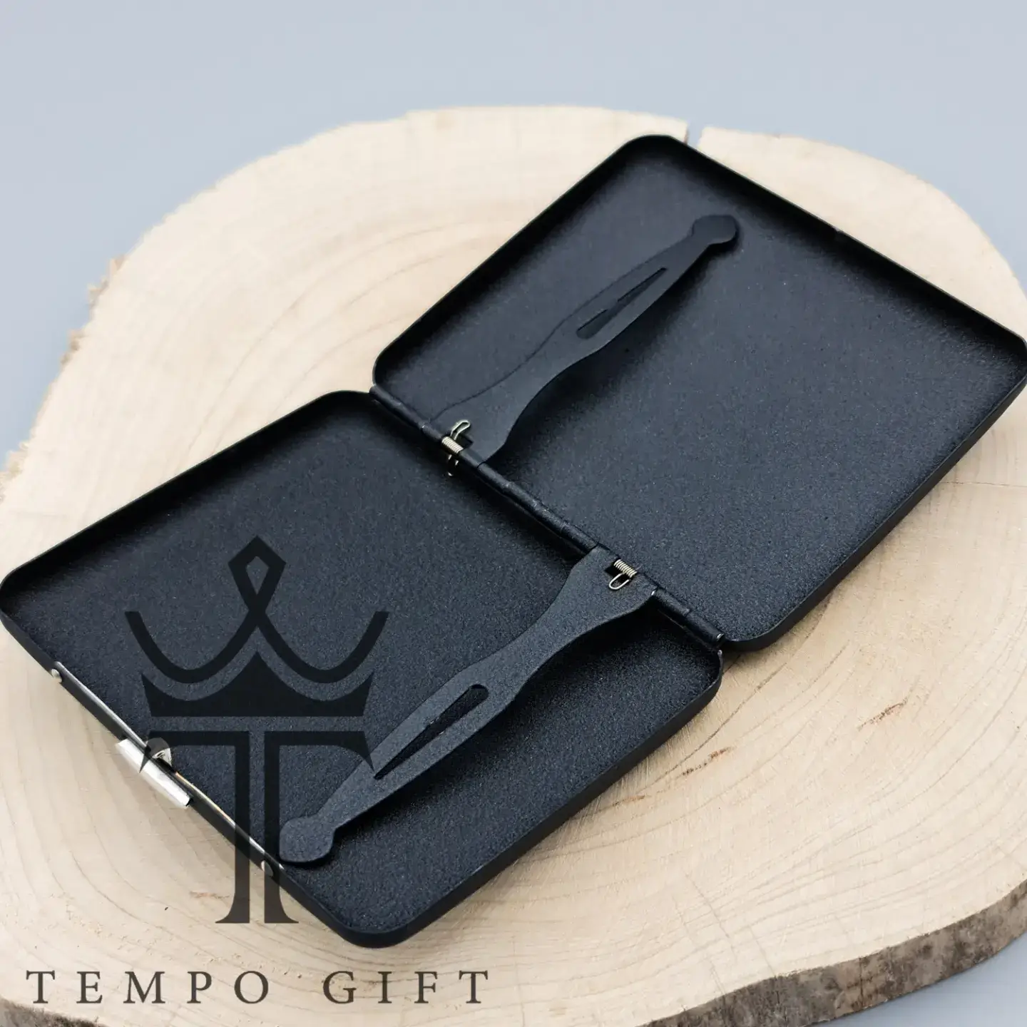 ست جاسیگاری و فندک شوکری آنست Honest 3 ست جاسیگاری و فندک شوکری آنست Honest 3