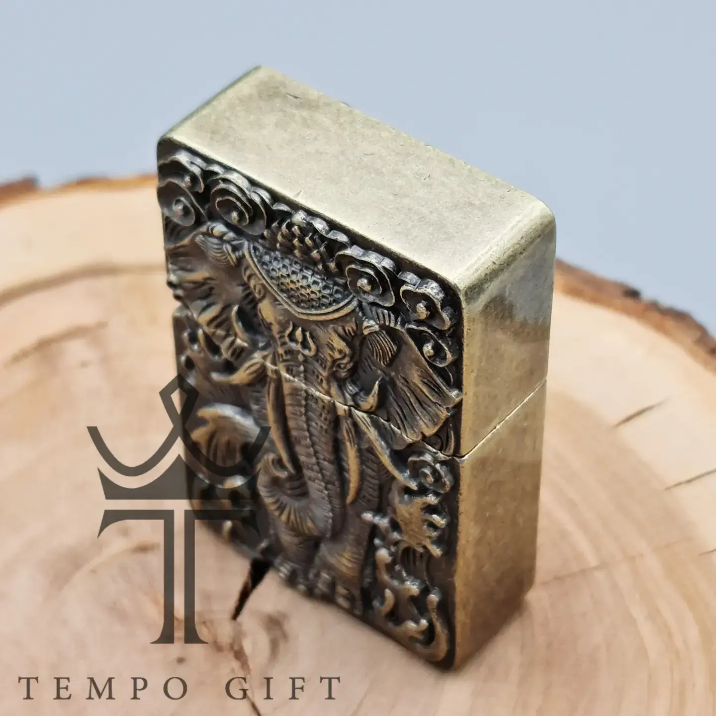 بالای فندک بنزینی اورجینال چیف Chief مدل فیل