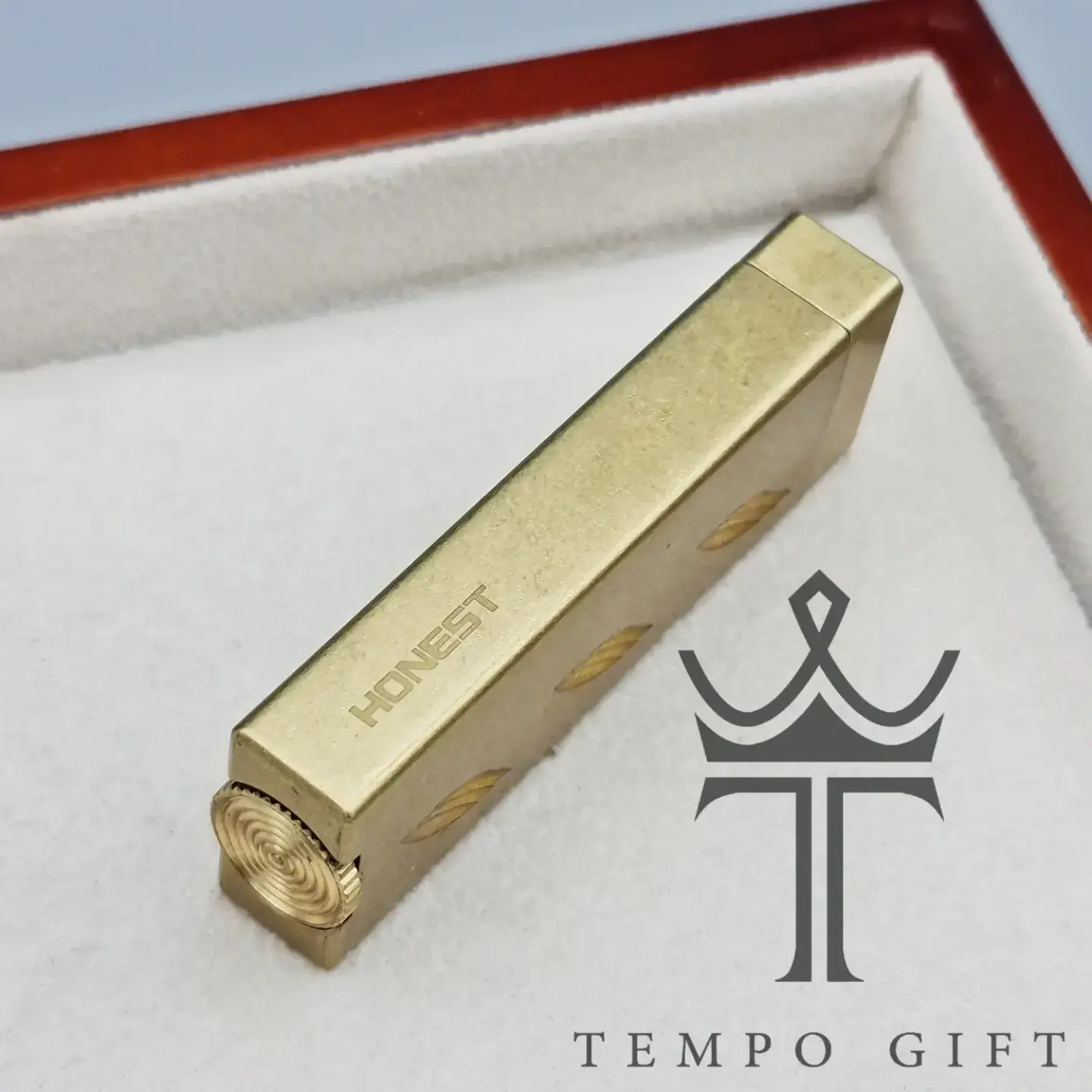 بغل فندک بنزینی آنست Honest شعله اتوماتیک بغل فندک بنزینی آنست Honest شعله اتوماتیک