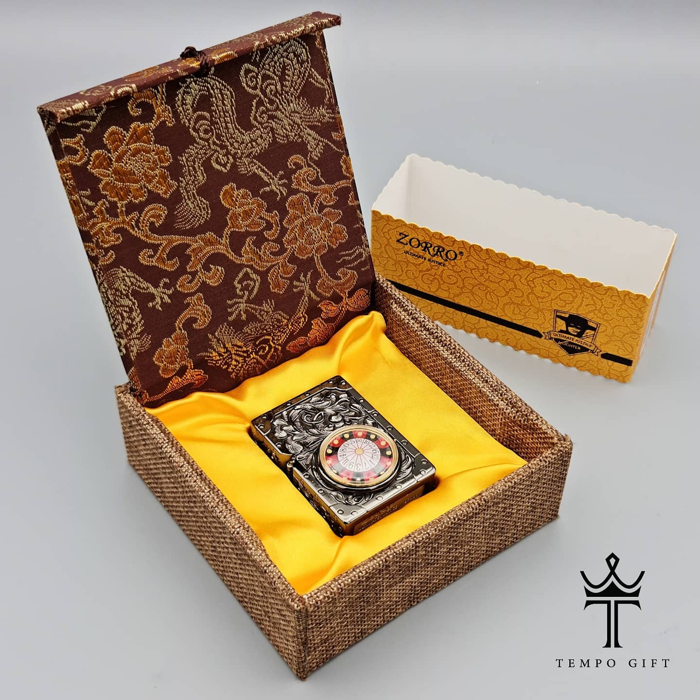 پکیج فندک زورو ZORRO بنزینی مدل بازی رولت پکیج فندک زورو ZORRO بنزینی مدل بازی رولت