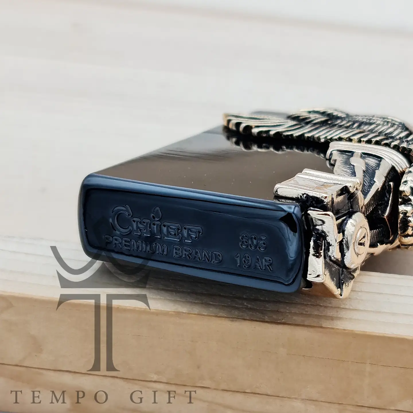 زیر فندک بنزینی چیف مدل عقاب زیر فندک بنزینی چیف مدل عقاب