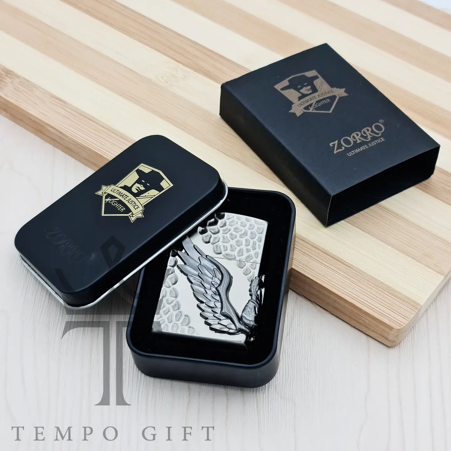 جعبه فندک بنزینی زورو مدل بال وینگز جعبه فندک بنزینی زورو مدل بال وینگز