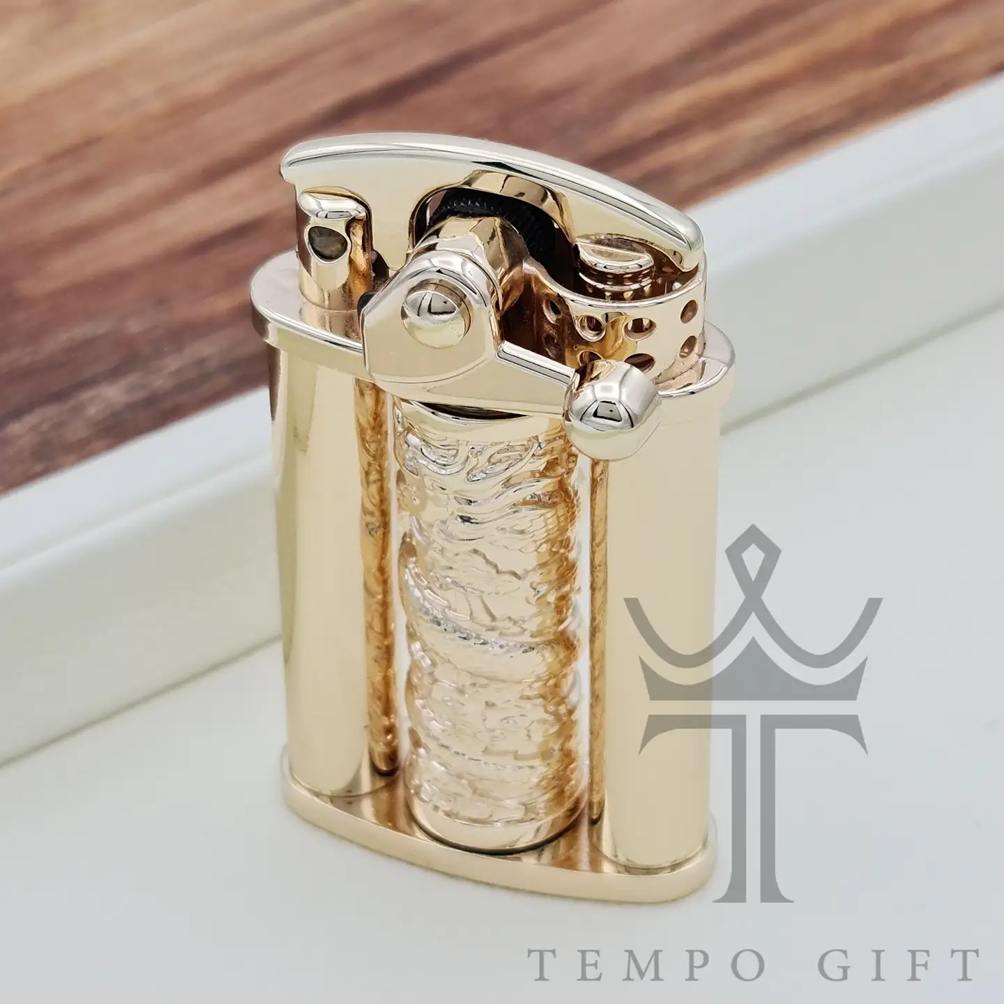 بالای فندک بنزینی زورو اسپینری مدل فیجت استوانه ای بالای فندک بنزینی زورو اسپینری مدل فیجت استوانه ای