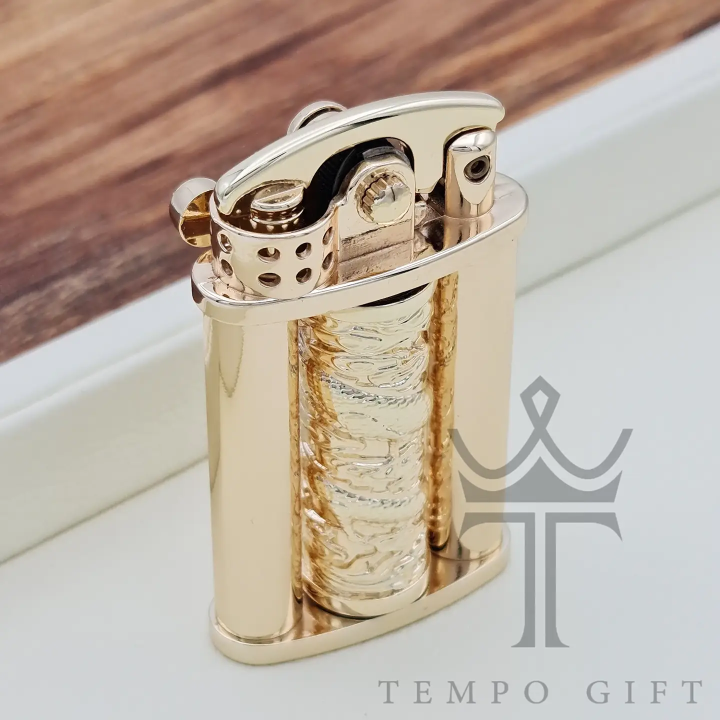 بالای فندک بنزینی زورو اسپینری مدل فیجت استوانه ای بالای فندک بنزینی زورو اسپینری مدل فیجت استوانه ای