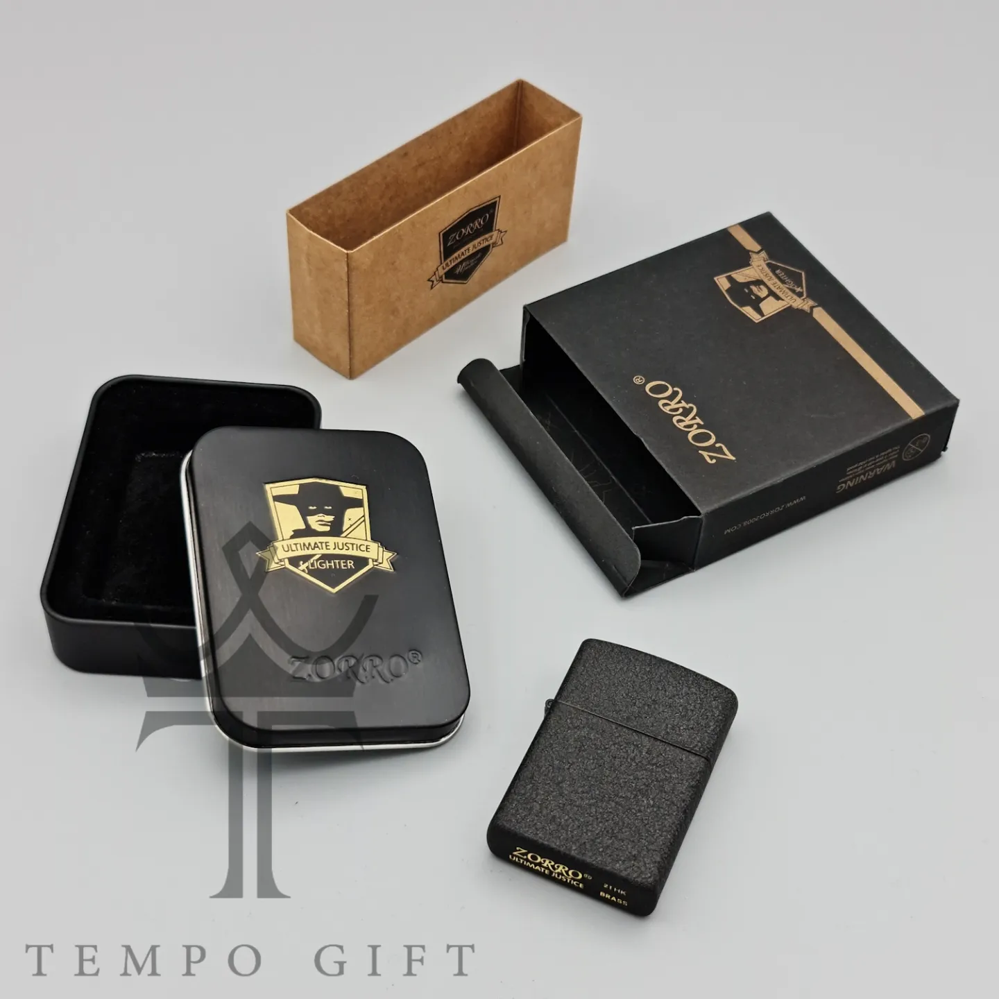 پکیج فندک بنزینی زورو مشکی آسفالتی طرح زیپو پکیج فندک بنزینی زورو مشکی آسفالتی طرح زیپو