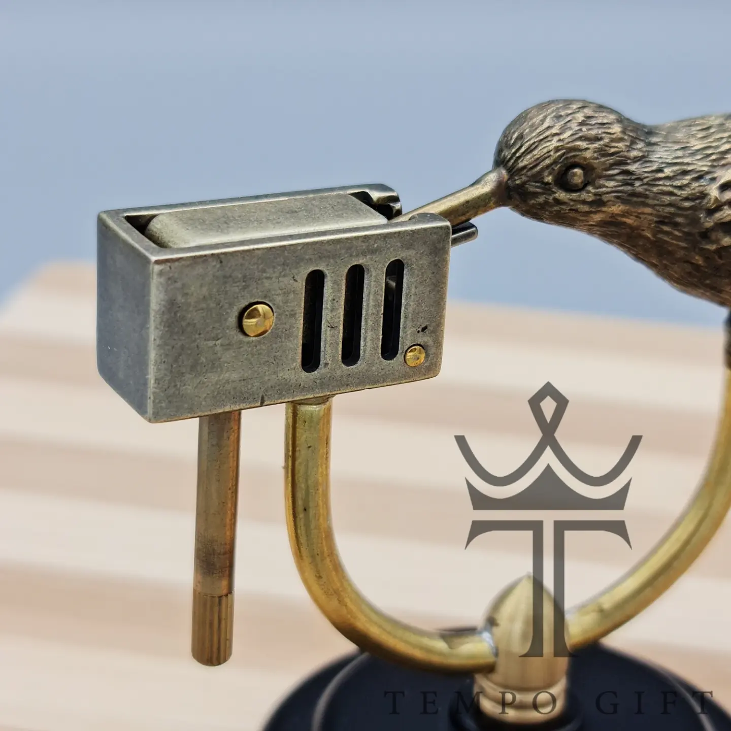 فندک Tomo اورجینال رومیزی مدل پرنده Bird فندک Tomo اورجینال رومیزی مدل پرنده Bird