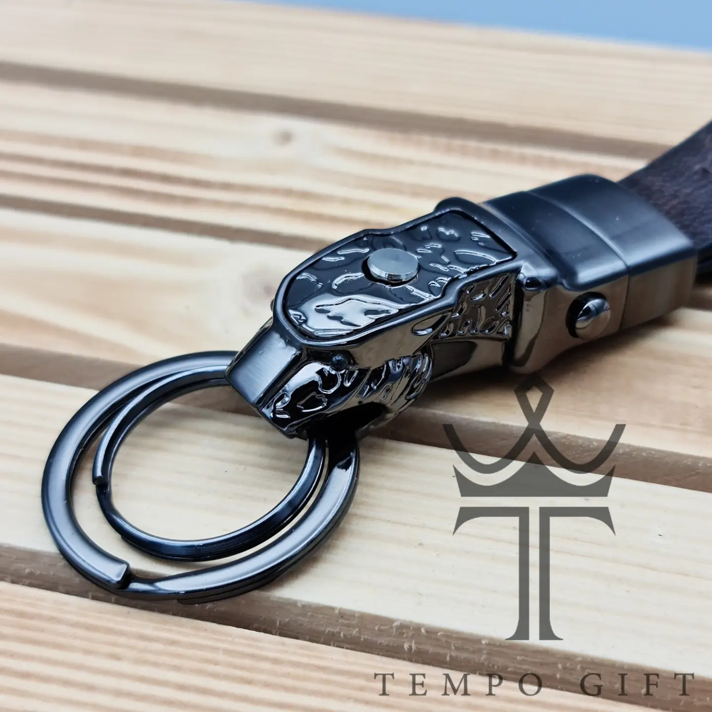 گیره جاکلیدی اورجینال آنست Honest مدل چرمی قهوه ای گیره جاکلیدی اورجینال آنست Honest مدل چرمی قهوه ای