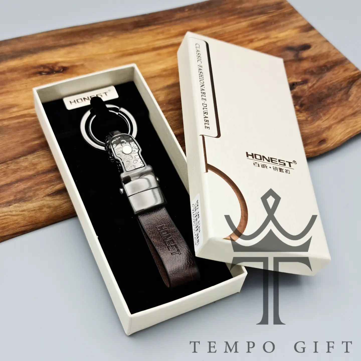 جعبه جاکلیدی اورجینال آنست Honest مدل چرمی قهوه ای جعبه جاکلیدی اورجینال آنست Honest مدل چرمی قهوه ای