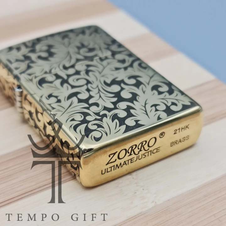 زیر فندک بنزینی اورجینال زورو ZORRO مدل گلدار طلایی 2 زیر فندک بنزینی اورجینال زورو ZORRO مدل گلدار طلایی 2