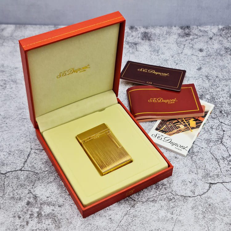 جعبه و پکیج فندک اس تی دوپونت S.T Dupont طلایی جعبه و پکیج فندک اس تی دوپونت S.T Dupont طلایی