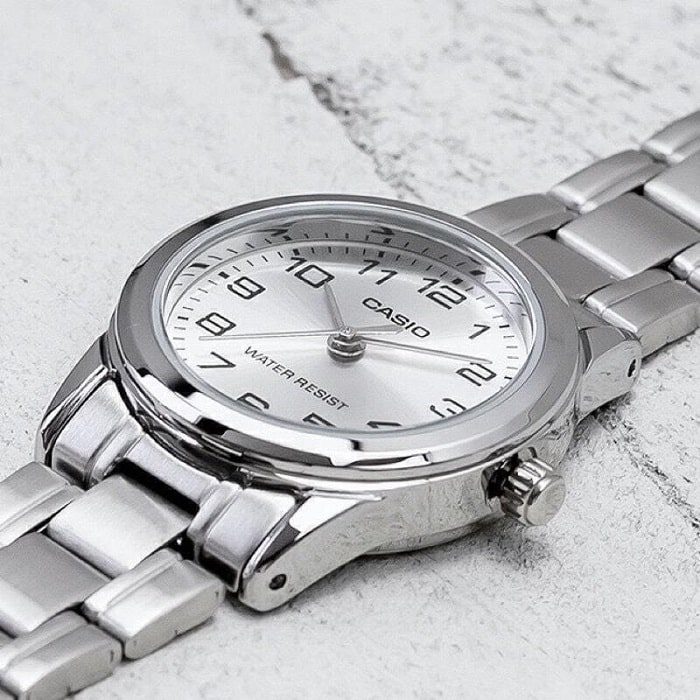 صفحه ساعت مچی زنانه کاسیو LTP-V001D-7B صفحه ساعت مچی زنانه کاسیو LTP-V001D-7B