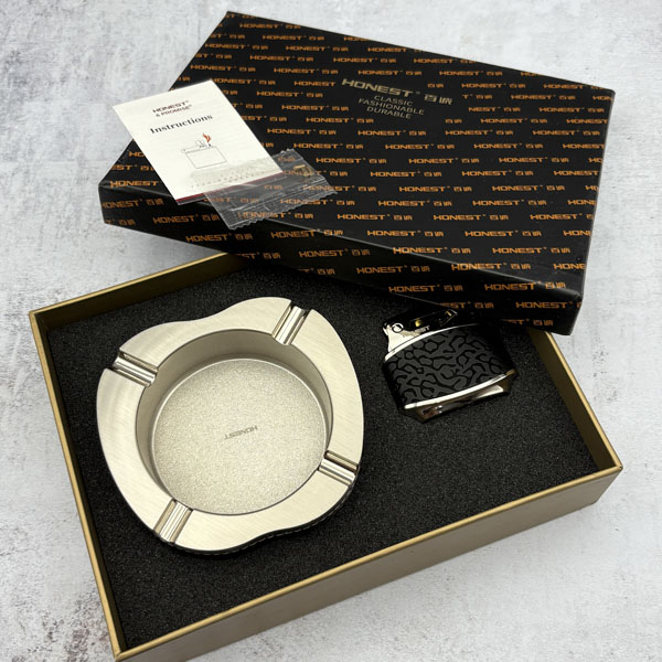 جعبه و پکیج ست زیرسیگاری و فندک آنست Honest جعبه و پکیج ست زیرسیگاری و فندک آنست Honest