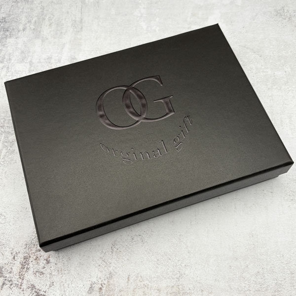 جعبه ست هیپ فلاسک و جاسیگاری چرم مشکی جعبه ست هیپ فلاسک و جاسیگاری چرم مشکی